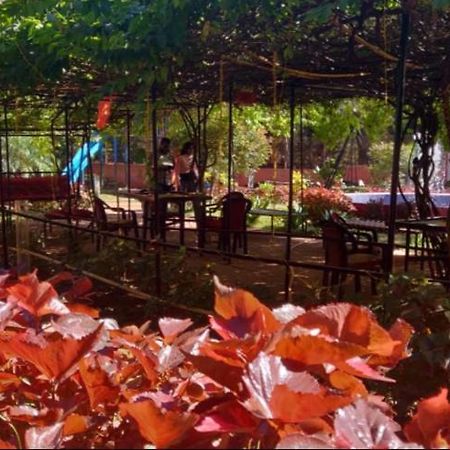 R Wood Resort Matheran Dış mekan fotoğraf